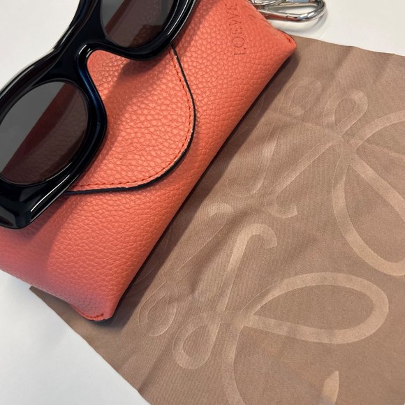 Loewe Paula Ibiza Sunglasses  UNISEX Black - Picture 2 of 7